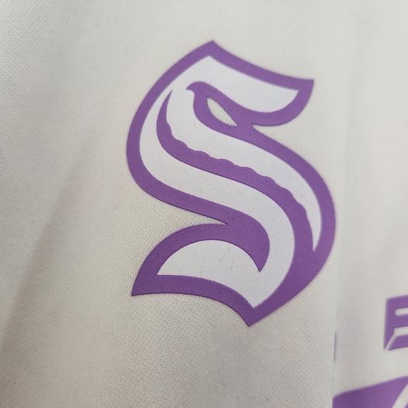 Seattle Kraken - Hockey Fights Cancer Hooded Sweatshirt - Picture 6 of 8